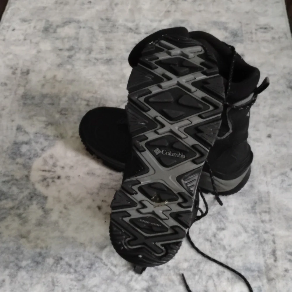 Columbia Black Hiking Boots
